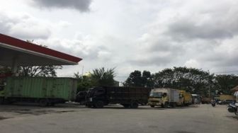 Sudah Antre Berjam-jam, Tanto Kecewa Solar Malah Habis saat Giliran Tiba