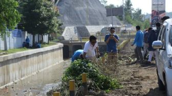 Ribuan ASN Dikerahkan Untuk Bersih-bersih Sampah di KEK Mandalika