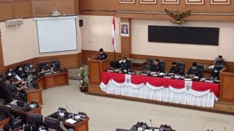 Setujui Dua Raperda, Bupati Apresiasi DPRD Majalengka