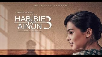 Antara Cinta dan Cita-Cita: Belajar dari Film Habibie & Ainun 3