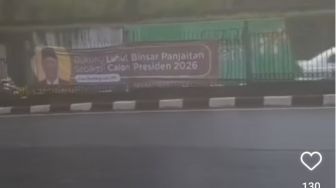 Viral! Beredar Baliho Bertuliskan Luhut Binsar Panjaitan Nyapres Tahun 2026, Pemilu Jadi Ditunda?