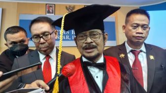 Pangkat Profesor Kehormatan Kampus Unhas Hanya Bisa Digunakan Syahrul Yasin Limpo Selama 3 Tahun