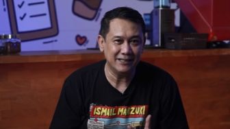 Denny Siregar Bicara Soal Politik Identitas, Cuitannya Diserbu Netizen