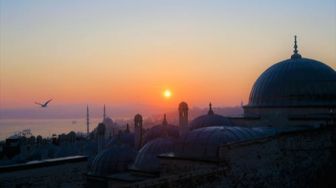 Astronom Arab Memprediksi di Tahun 2033, Ramadhan dan Idul Fitri Terjadi Dua Kali dalam Setahun