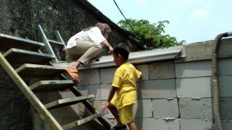 Akses Jalan Umum di Bogor Diblokir Tembok, Kepala Desa Cilebut Timur Turun Tangan