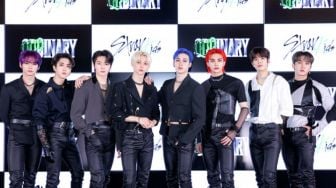 Stray Kids Bahas Popularitas hingga Tur Dunia di Konferensi Pers 'ODDINARY'