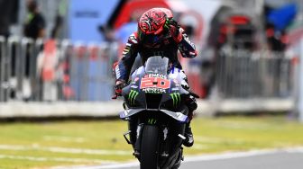 Kerap Dikaitkan dengan Honda di MotoGP 2023, Manajer Fabio Quartararo Cuma Bilang Begini