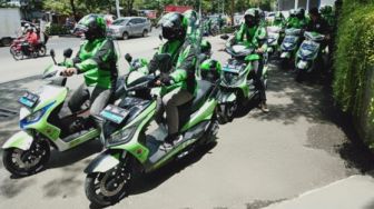 Gojek Mulai Uji Coba Motor Listrik di Kota Makassar, Driver Bisa Hemat Biaya 40 Persen