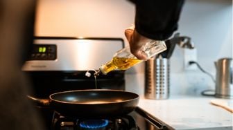 5 Pilihan Minyak Goreng Paling Sehat yang Bisa Anda Gunakan untuk Memasak