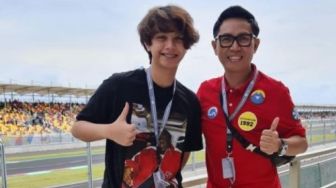 Santai tapi Berkelas! 5 Potret Outfit Artis Nonton MotoGP Mandalika