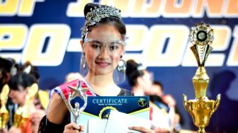 Siswi SMP Padangsidimpuan Masuk Grand Final Pesona Batik Nusantara