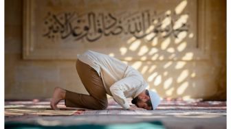 Sholat Hajat: Berikut Niat, Tata Cara dan Doa agar Keinginan Dikabulkan