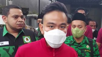 Blak-blakan! Gibran Sebut 3 Pimpinan Parpol Ajak Bahas Pilgub DKI Jakarta, Termasuk Partai Biru
