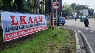 Lembaga Adat Dituding Berpolitik, Mantan Ketua LKAAM Sumbar Bilang Begini