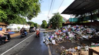 Tiga Hari TPST Piyungan Ditutup, Sampah di TPS Jogja Nyaris Tutupi Jalan