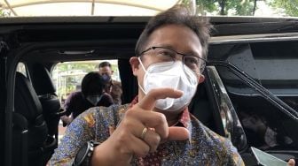 Kasus Covid-19 Naik, Menkes Budi Gunadi Minta Warga Kembali Disiplin Pakai Masker