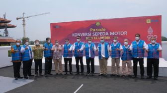 Meriahkan Sidang Transisi Energi G20, KESDM dan PLN Gelar Parade Motor Listrik