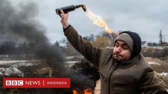 Ukraina Lawan Rusia dengan Molotov: Bagaimana Molotov Jadi Nama Bom Rakitan