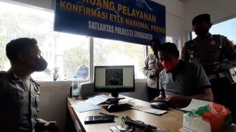 Istrinya Tak Kenakan Sabuk Pengaman, Mantan Wali Kota Solo Datang Sendiri ke Kantor Polisi Bayar Denda Tilang