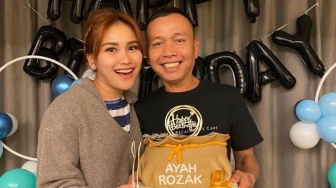 Bukan Gaji, Kriteria Menantu Idaman Ayah Rozak Beda dari Ayu Ting Ting