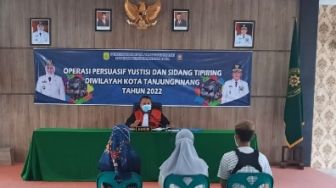 7 Orang Muda Mudi Tanjungpinang Harus Disidang di Pengadilan karena Kedapatan Kumpul Kebo