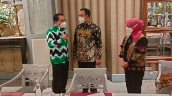 Temui Gubernur DKI Anies Baswedan, Wali Kota Metro Wahdi Siradjudin Pasarkan Potensi UMKM