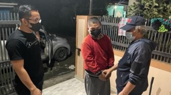 Warga Kabupaten Maros Mengaku Mampu Mengusir Jin Ternyata Pencuri Emas, Ini Wajahnya Saat Ditangkap Polisi