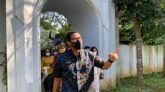 Kunjungi Taman Nusa Gianyar, Sandiaga Uno Janjikan Perbaikan Bangunan