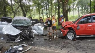 Bertambah Satu Korban Meninggal Akibat Kecelakaan Avanza Versus Strada di Tuban