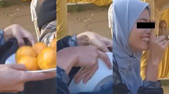 Wanita Cekikikan Masukkan Makanan ke Tas saat Hajatan, Tetap Nekat Meski Ditandai Orang, Publik: Abis ini Dilabrak