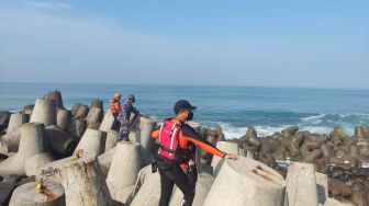 Dua Wisatawan Terseret Ombak di Pantai Glagah Belum Ditemukan, Tim SAR Gabungan Lanjut Pencarian Hari Ketiga