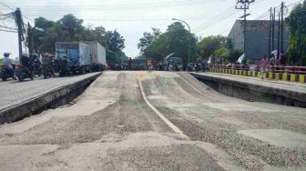 Imbas Jembatan Ambles di Lamongan, Ini Jalur Alternatif Hindari Kemacetannya