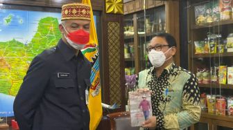 Dikunjungi Wali Kota Metro Wahdi Siradjuddin, Ganjar Pranowo Beri Pesan Ini