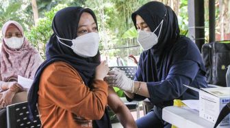 Epidemiolog Ungkap Pentingnya Vaksin Booster: Dosis Ketiga untuk Keluar dari Pandemi