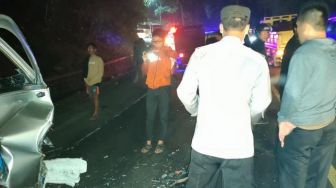 Dua Pengendara Mobil Alami Kecelakaan di Jalur Cugenang-Cipanas, Korban Dilarikan ke RSUD Cianjur