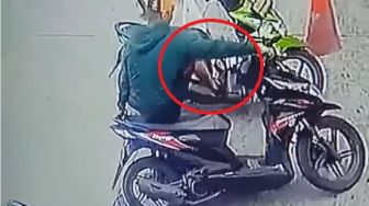 Bermodal Tendangan Misterius, Maling Motor Berhasil Gondol Honda BeAT yang Dikunci Setang di Parkiran