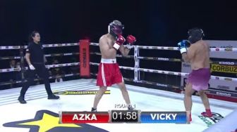 Sang Anak Kalahkan Vicky Prasetyo, Deddy Corbuzier Tantang Azka Duel di Ring