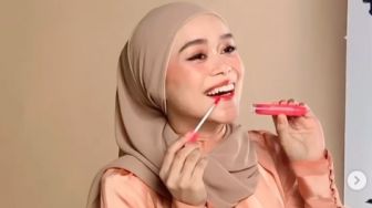 Bikin Was-Was, Model Hijab Lesti Kejora Rentan Ditiru!