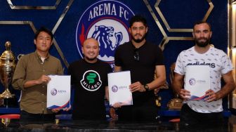 Kecolongan Carlos Fortes, Arema FC Langsung Perpanjang Kontrak 3 Pemain Asing Tersisa