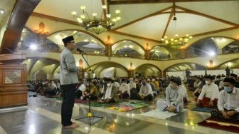 Musafir Bisa Merapat, Ada Buka Puasa Gratis di Masjid Pusdai Kota Bandung, Cek Jadwalnya