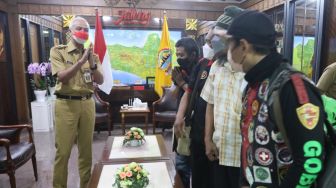 Driver Ojol Temui Ganjar Pranowo, Sebut Aplikator Buat Aturan Seenaknya: Kami Diperlakukan Super Eksploitatif