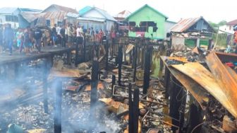 Cerita Pilu Apriyanti Korban Kebakaran Kampung Nelayan Sungsang: Tersisa Pakaian Melekat di Badan, Saat Bulan Puasa