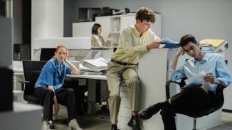 4 Tips Giat Bekerja di Lingkungan Kerja yang Pemalas, Jangan Terpengaruh!