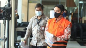 Sidang Perdana Kasus Dana PEN, Eks Dirjen Kemendagri Ardian Siap-siap Dijerat Dakwaan JPU KPK
