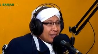 Apakah Puasa Batal Jika Air Wudhu Tertelan? Ini Penjelasan Buya Yahya