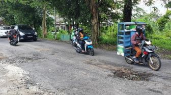 Jelang Lebaran Pemkab dan Pemda DIY Berbenah Jalan Rusak di Sleman, Gito-Gati Masuk Daftar
