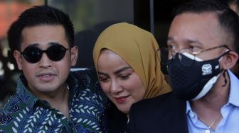 Foto Bareng Perempuan Berhijab, Aufar Hutapea eks Olla Ramlan Disebut Sudah Nikah Lagi