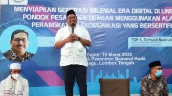Ditjen SDPPI Kominfo Dorong Santri Lombok Kuasai Pemahaman Literasi Digital