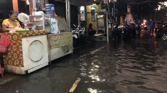 Hujan Deras Sejak Sore, 13 RT di Jakarta Kebanjiran