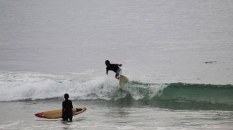 Gelar Kejuaraan Surfing Internasional Krui Pro, Pemprov Lampung Gelontorkan Rp 4 Miliar